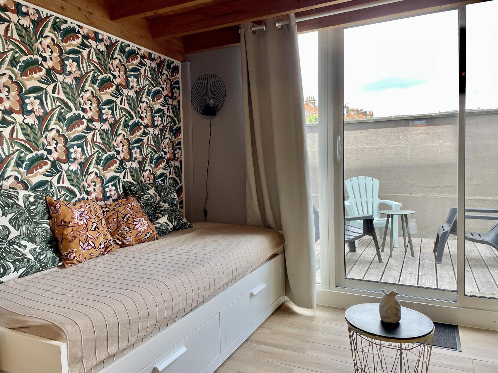 Apartamento L'Aristide Calais Exterior foto